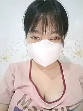 Alice-Xu stripchat live cam model