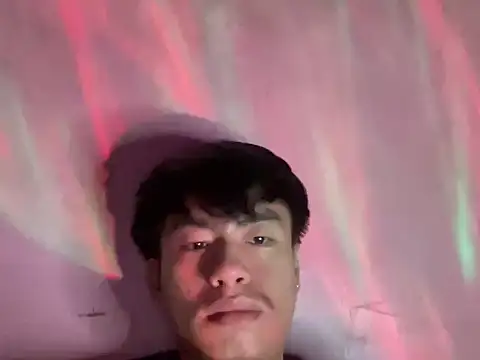 Benevolent_XO_Marc stripchat live cam model