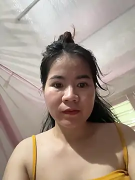 MEOMUP01 stripchat live cam model