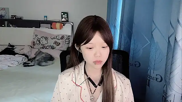 xiaoting-baby stripchat live cam model