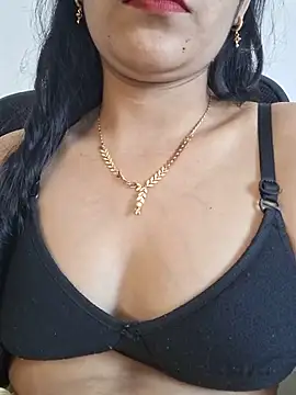 isha_saini stripchat live cam model