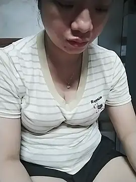 Genshin_love stripchat live cam model