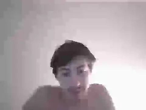 VelvetRagottiOG stripchat live cam model
