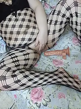 Saso-4 stripchat live cam model