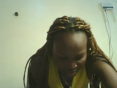 Mimo254 stripchat live cam model