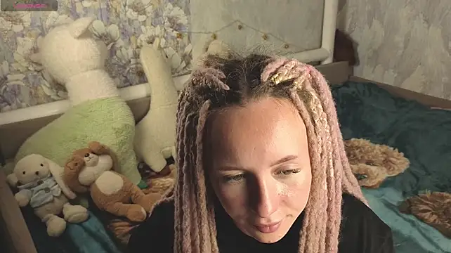 cutest_lucy stripchat live cam model