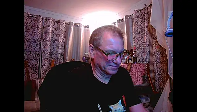 coryassman stripchat live cam model