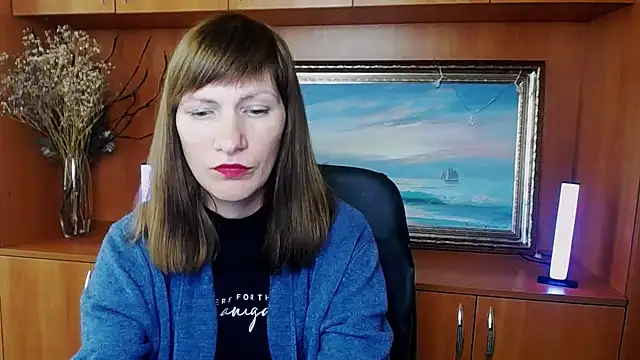 Rosalinda_ro stripchat live cam model