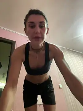 AriannaCruise stripchat live cam model
