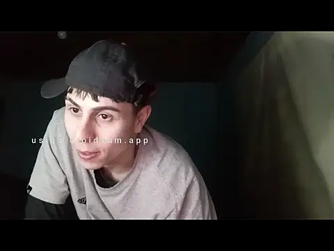 bobsean stripchat live cam model