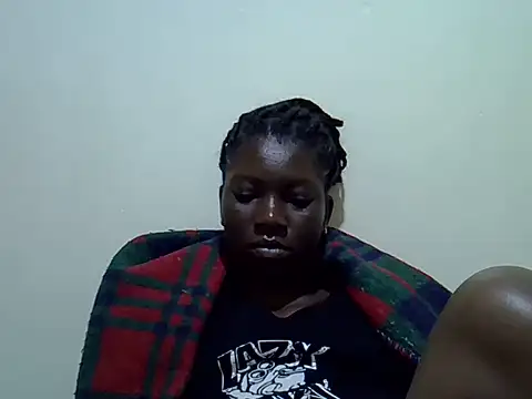 Sweet-Lynn stripchat live cam model