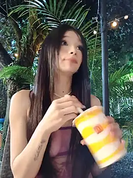 kailyhillerr stripchat live cam model
