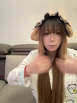 yyydgda stripchat live cam model