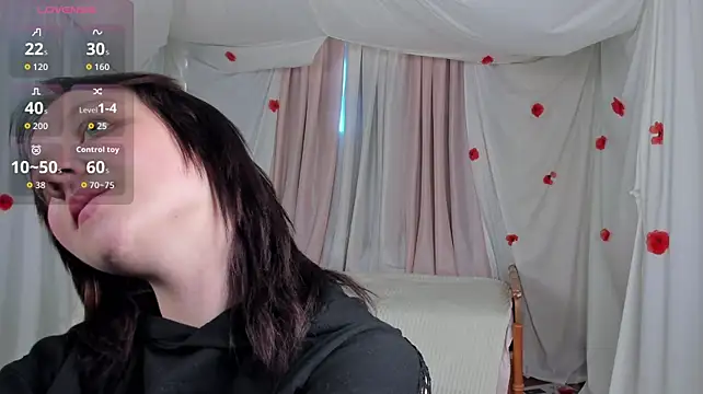 Crazykitta stripchat live cam model