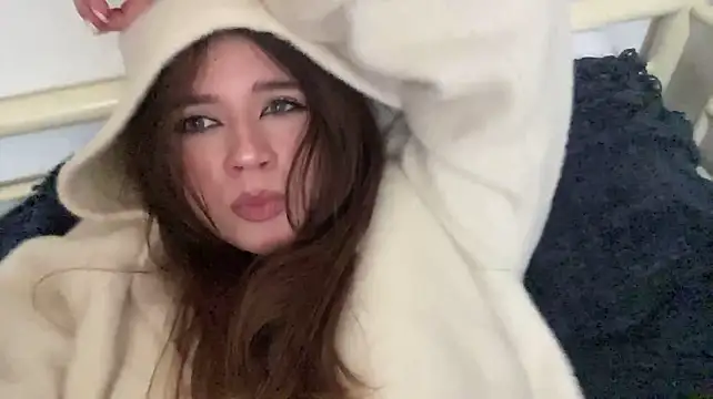 JaquelynObando stripchat live cam model