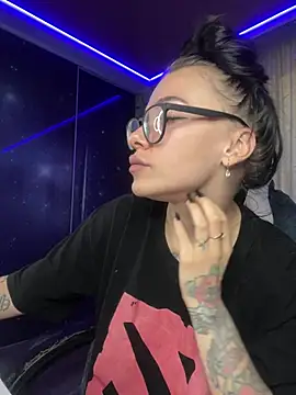Queen_of_pain stripchat live cam model