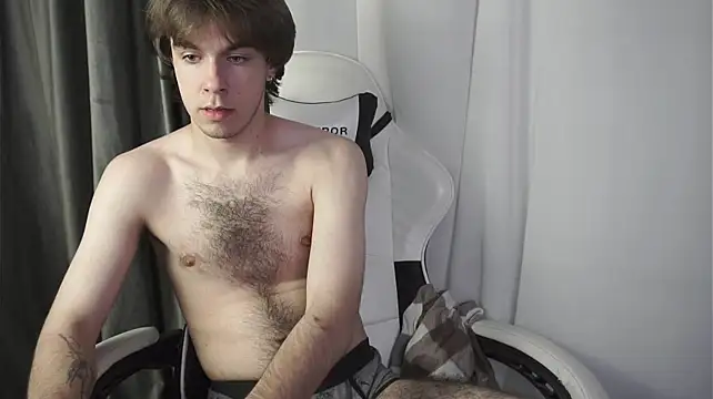 DaveBevy stripchat live cam model