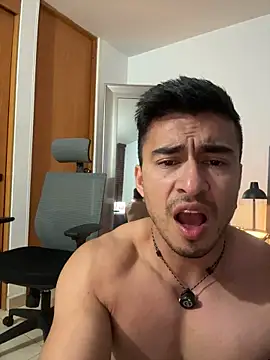 Chris_Clarck stripchat live cam model