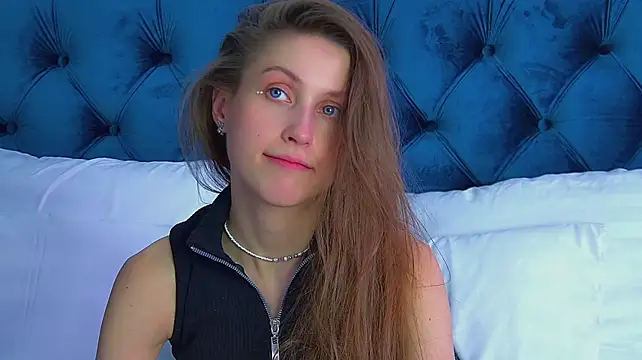 HaileyArden stripchat live cam model