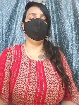 cute-tanvi stripchat live cam model