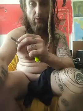 Ozomitro stripchat live cam model