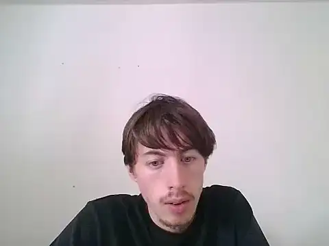 VelvetRagottiOG stripchat live cam model