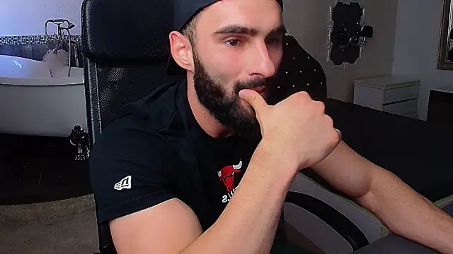 MicahLane stripchat live cam model