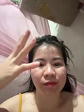 MEOMUP01 stripchat live cam model