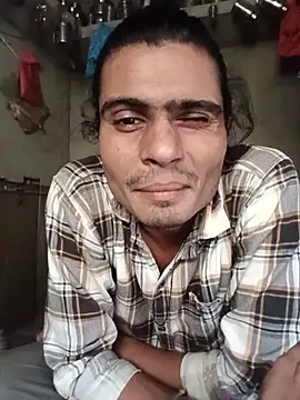 Yash_Sharma18 stripchat live cam model