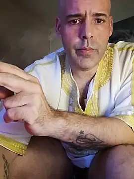 medioarabemediogypsi stripchat live cam model