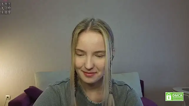 HongTomczak stripchat live cam model