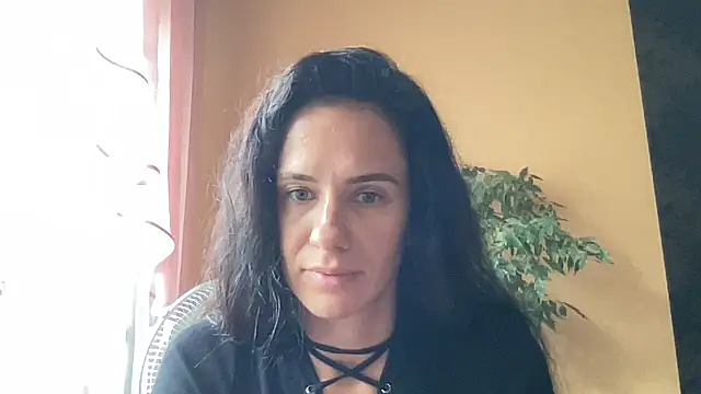 Omelvia stripchat live cam model
