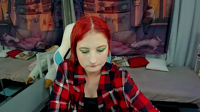 KiraDuvall stripchat live cam model
