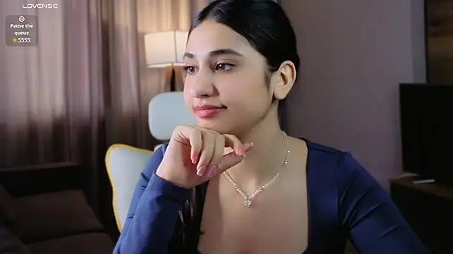 honeylanaa stripchat live cam model