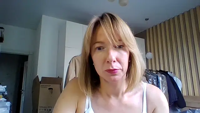 Deloriada stripchat live cam model