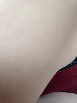 Ozenli- stripchat live cam model