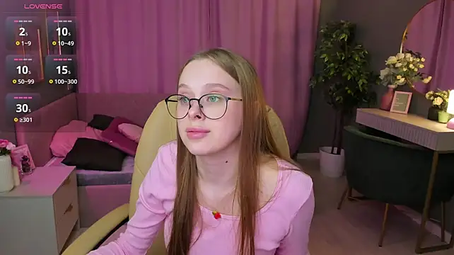 Meg_Ryann stripchat live cam model
