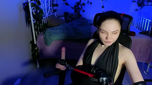 SharpSilence stripchat live cam model
