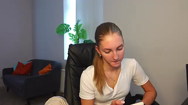 Lana_Jewel stripchat live cam model