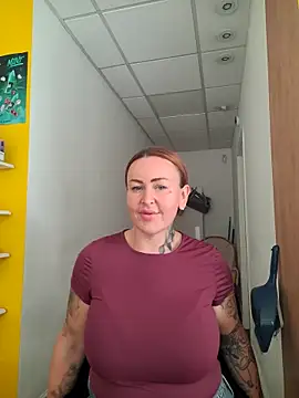 RebelVixenX stripchat live cam model