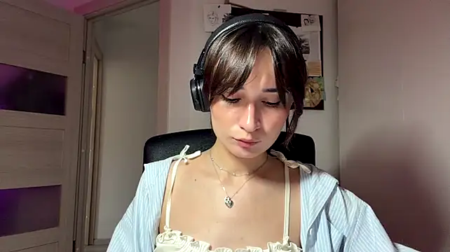 ElenoreMccallum stripchat live cam model