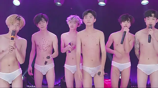 AOA-KOI02 stripchat live cam model