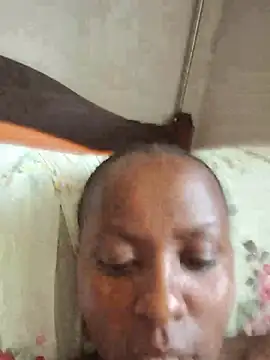 ivyforest stripchat live cam model