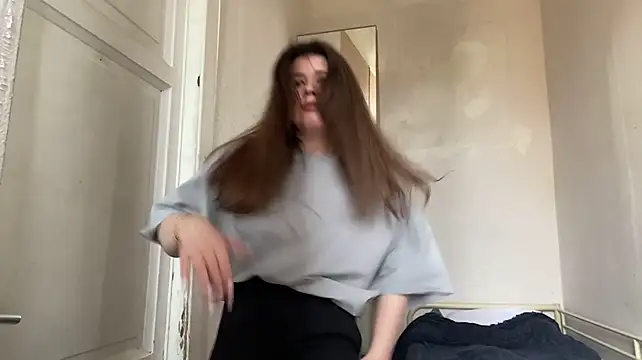 JaquelynObando stripchat live cam model