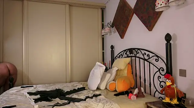 einneuesleben stripchat live cam model