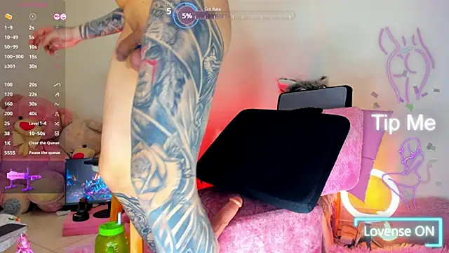 Tanner_Loyd22 stripchat live cam model