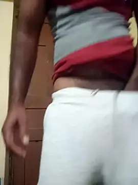 Shahir210 stripchat live cam model