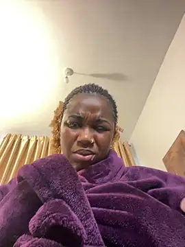 Honeylust26 stripchat live cam model