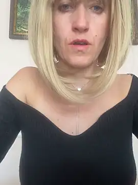 mystical_Elenn stripchat live cam model
