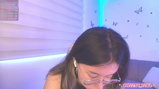sweettvera stripchat live cam model